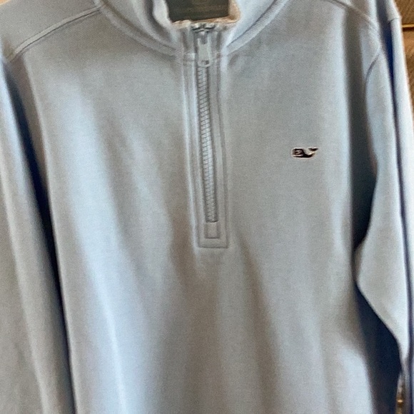 Vineyard Vines light blue quarter zip - Picture 2 of 2